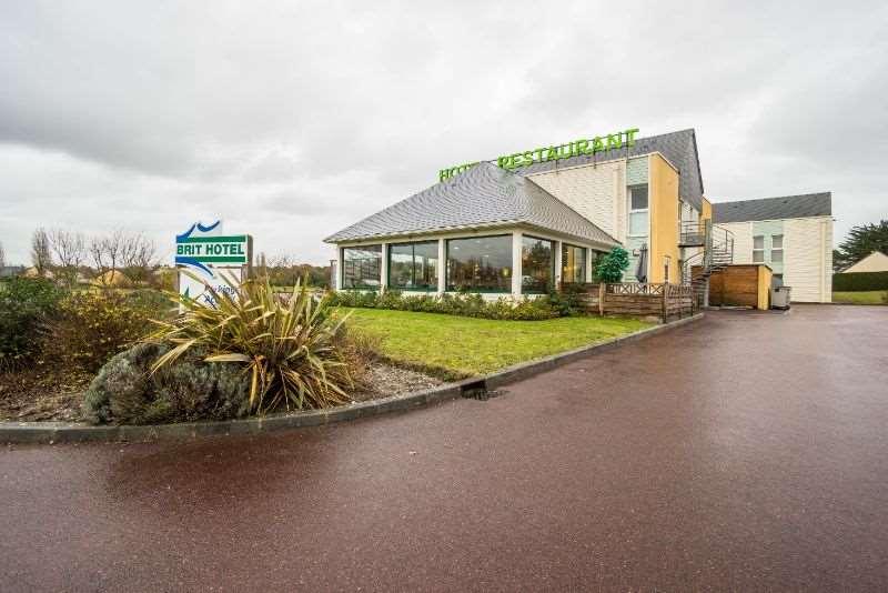 Brit Hotel De La Cote Des Havres Lessay Kültér fotó