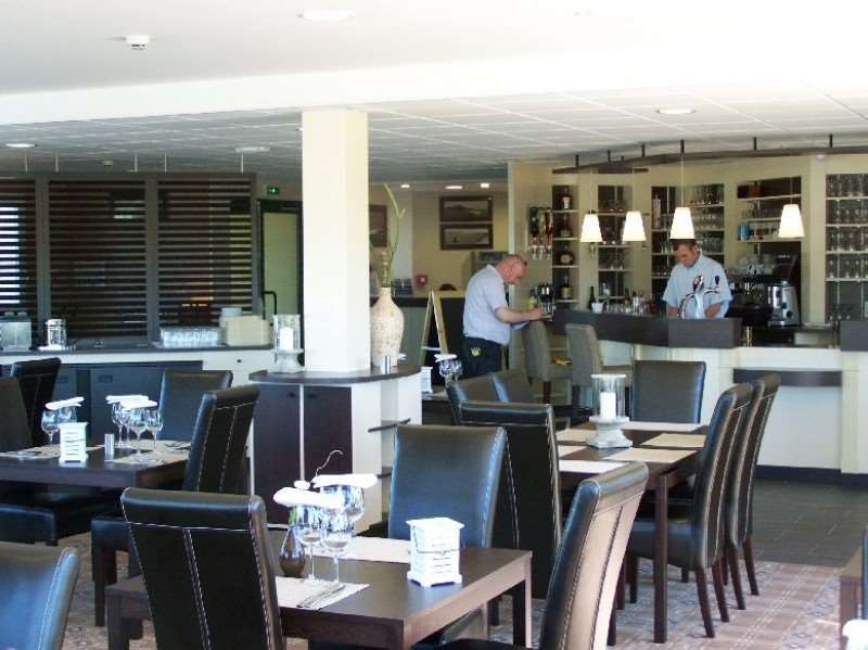 Brit Hotel De La Cote Des Havres Lessay Szoba fotó